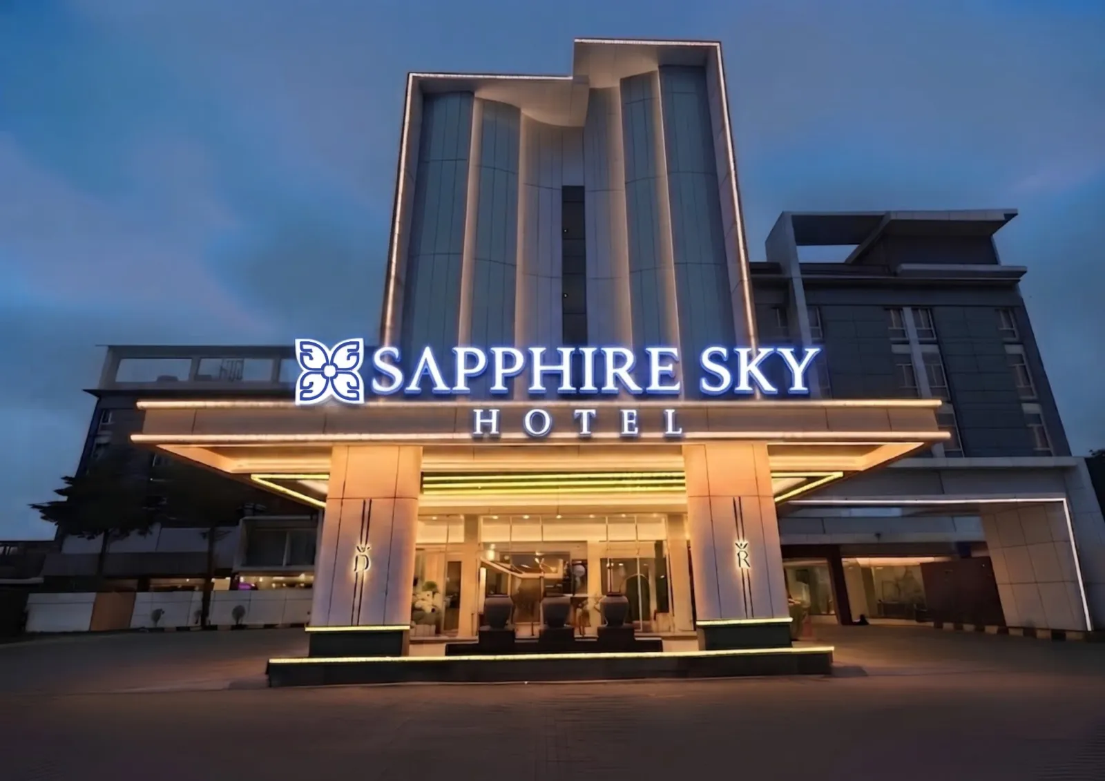 Sapphire Sky Hotel Karawaci exterior