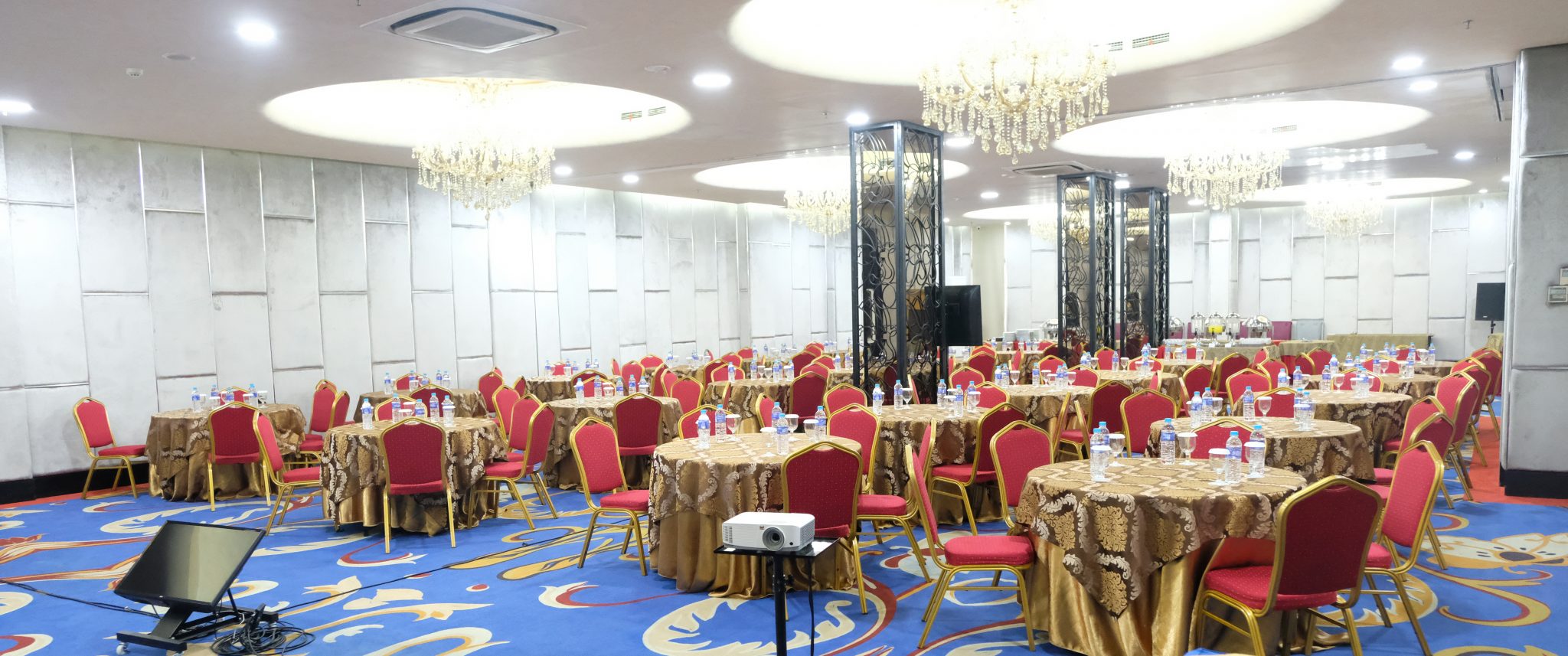 Ballroom New